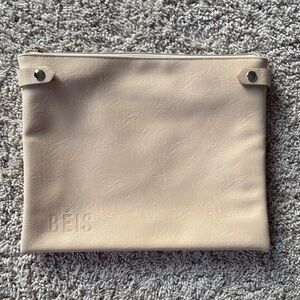 Beis zippered pouch